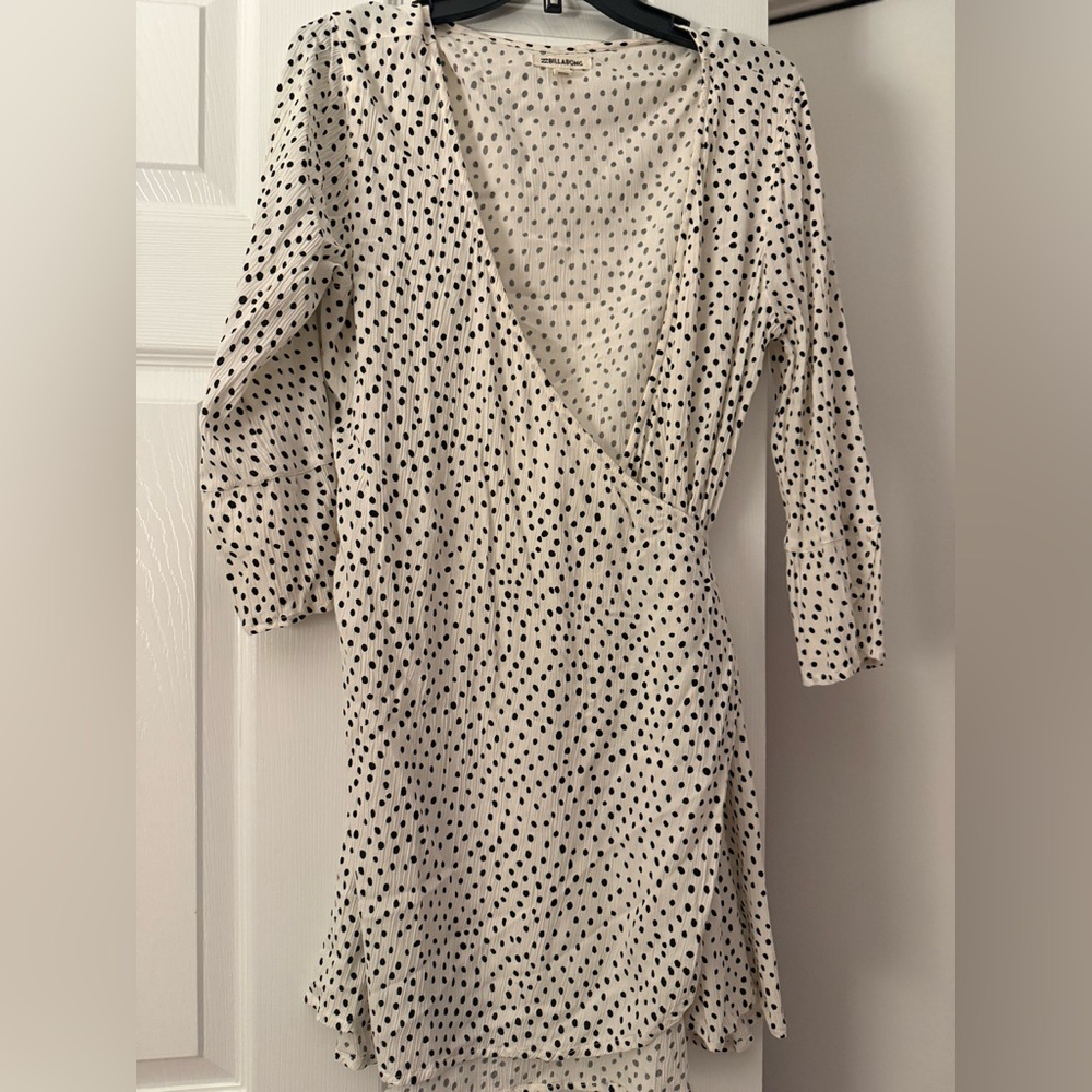 Billabong Black and White Polka Dot Long Sleeve Dress